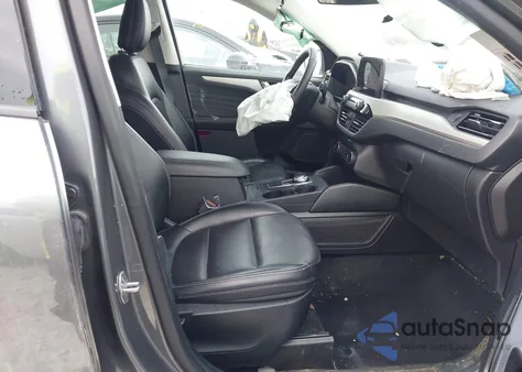 2021 Ford Escape Sel z USA, uszkodzony, nr VIN 1FMCU9H97MUA33337